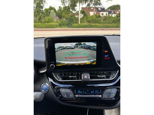 Toyota C-HR 1.8 Hybrid GR-Sport | Adaptieve Cruise Control | Camera | Stoel & Voorruitverwarming