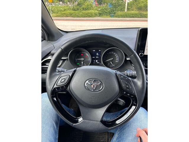 Toyota C-HR 1.8 Hybrid GR-Sport | Adaptieve Cruise Control | Camera | Stoel & Voorruitverwarming