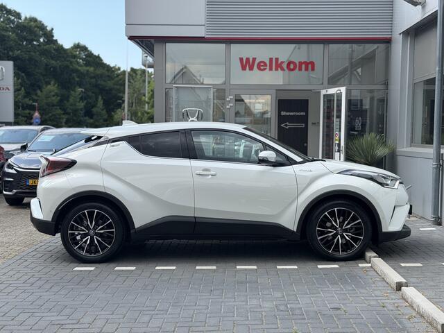 Toyota C-HR 1.8 Hybrid Style Ultimate | GEEN AFLEVERKOSTEN | Lederen bekleding, JBL, Dodehoekdetectie