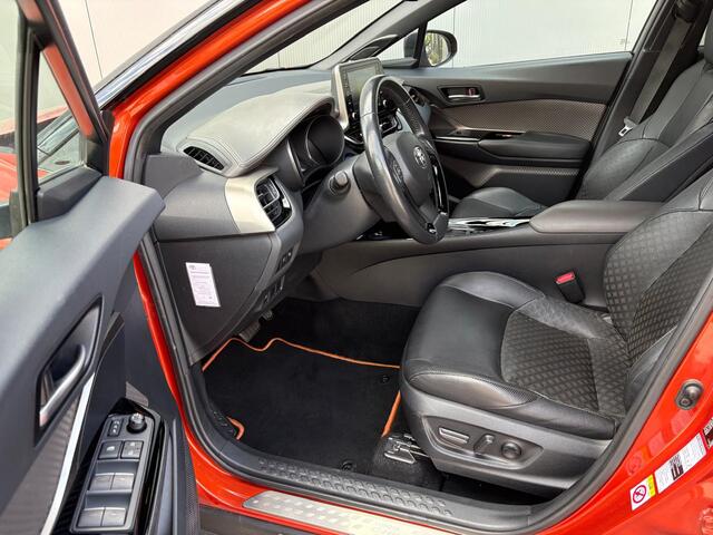 Toyota C-HR 2.0i Hybrid 184PK Automaat Launch Edition Trekhaak/Navigatie/Camera/Parkeerhulp/JBL