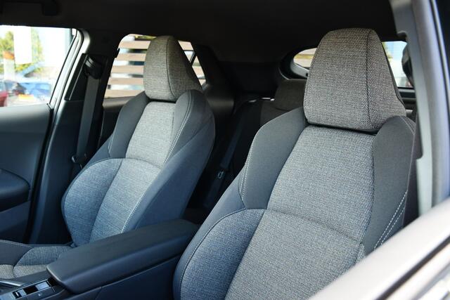 Toyota C-HR 1.8 Hybrid 140 Dynamic Automaat 140pk | Keyless entry | Cruise control adaptief | Parkeerhulpcamera achter | Nieuw |