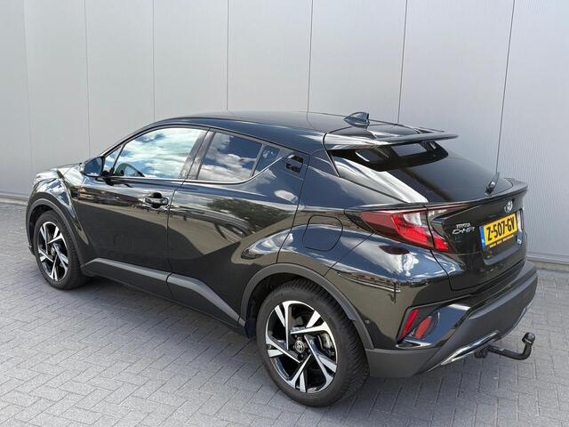 Toyota C-HR 2.0i 184PK Hybrid Dynamic Trekhaak/Navigatie/Camera/Adapt.-cruise/Stoel-stuurverwarming
