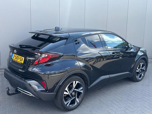 Toyota C-HR 2.0i 184PK Hybrid Dynamic Trekhaak/Navigatie/Camera/Adapt.-cruise/Stoel-stuurverwarming