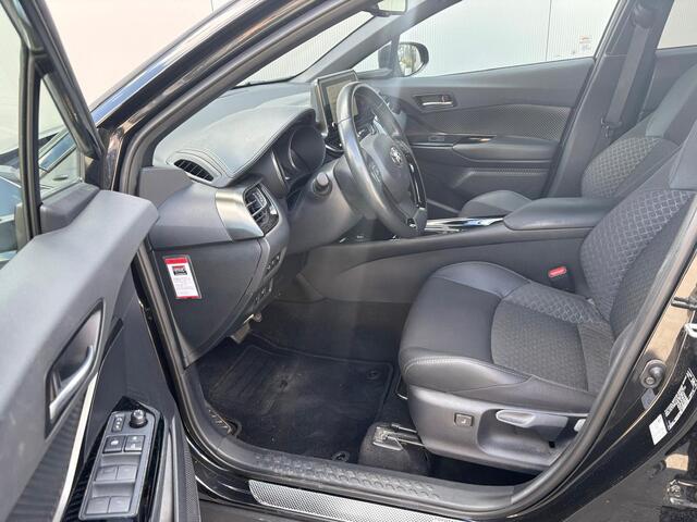 Toyota C-HR 2.0i 184PK Hybrid Dynamic Trekhaak/Navigatie/Camera/Adapt.-cruise/Stoel-stuurverwarming
