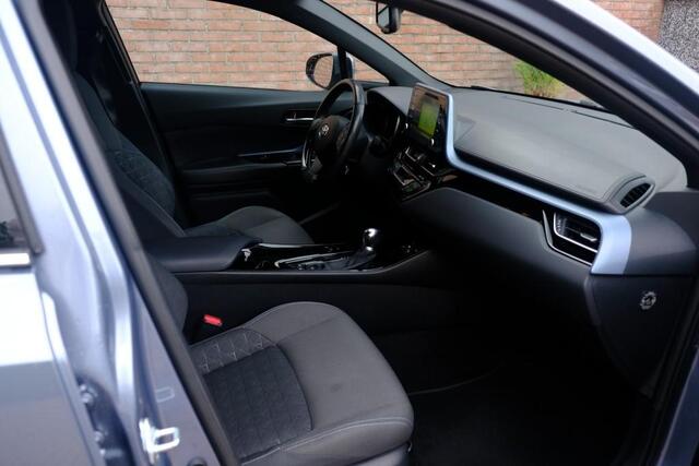 Toyota C-HR 1.8 Hybrid 122pk CVT First Edition | Navvi | App Connect | Climate | Adaptive Cruise | Camera | Keyless | Winter Pakket | Trekhaak