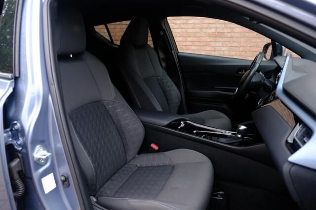 Toyota C-HR 1.8 Hybrid 122pk CVT First Edition | Navvi | App Connect | Climate | Adaptive Cruise | Camera | Keyless | Winter Pakket | Trekhaak