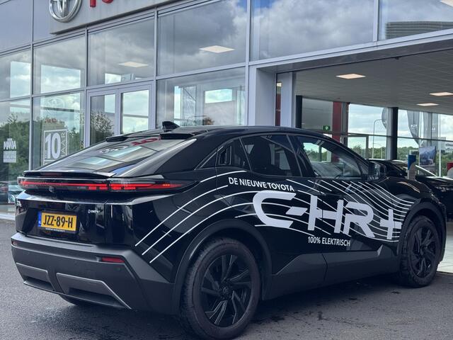 Toyota C-HR First Edition 77 kWh 607km WLTP | Achterklep, elektrisch bedienbaar | Privacy Glass
