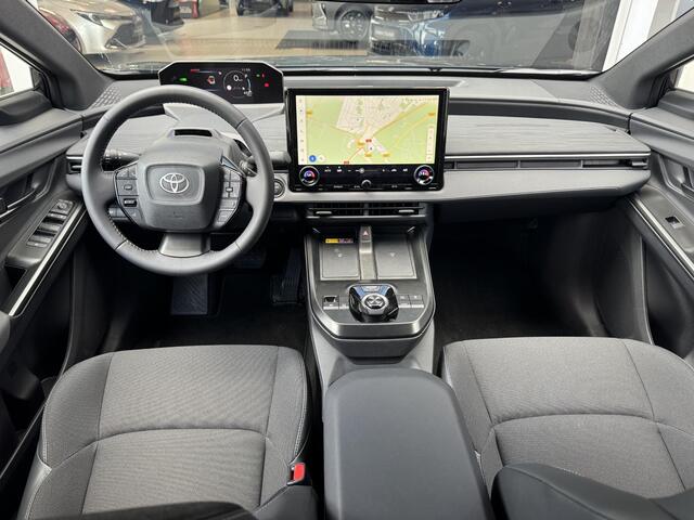 Toyota C-HR First Edition 77 kWh 607km WLTP | Achterklep, elektrisch bedienbaar | Privacy Glass