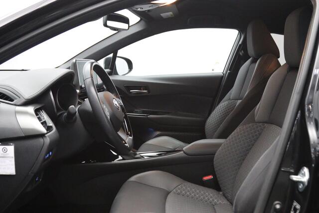 Toyota C-HR 2.0 Hybrid 184 PK Automaat Style, Trekhaak, Camera, Stoelverwarming, Navigatie