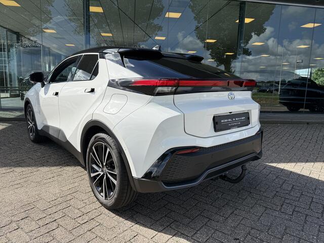 Toyota C-HR 1.8 Hybrid 140 Executive ** Panodak ** Trekhaak ** Bi-tone ** JBL
