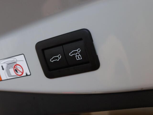 Toyota C-HR 2.0 Plug-in Hybrid 220 GR SPORT PLUS - ORIGINEEL NEDERLANDSE AUTO - PARKEERSENSOREN VOOR EN ACHTER - STOEL & STUUR VERWARMING - KEYLESS ENTRY & START - DRAADLOZE TELEFOONLADER - DODEHOEK DETECTIE
