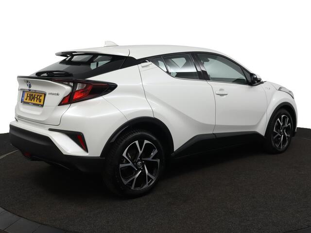 Toyota C-HR 1.8 Hybrid Dynamic | Parelmoer lak | Achteruitrijcamera | Adaptieve Cruise | Keyless Entry | 10 Jaar Garantie! |