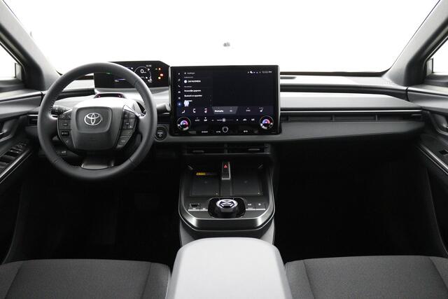 Toyota C-HR First Edition 77 kWh | Nieuw uit voorraad leverbaar |