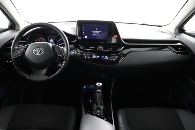 Toyota C-HR 1.8 Hybrid Dynamic | Apple carplay & Android auto | Cruise control | Dodehoek detectie |