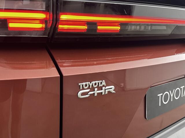 Toyota C-HR First Edition 77 kWh | Apple Carplay & Android Auto | Parkeercamera | Onderweg-naar-dealer*