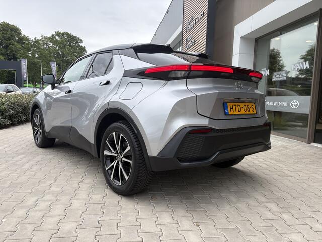 Toyota C-HR 2.0 PHEV 220 Dynamic Bi-Tone | All Seasons