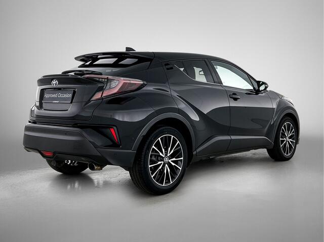 Toyota C-HR 1.8 Hybrid Executive | JBL | Dodehoek detectie | Stoelverwarming | Parkeersensoren voor+achter met assistent | Full LED verlichting | DAB | Navigatie | Climate Control | Cruise Control Adaptive |
