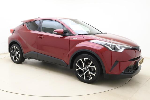 Toyota C-HR 1.8 Hybrid Dynamic | Trekhaak | Automatische airco | Cruise control adaptief | Stoelverwarming | Keyless entry | Navigatie full map