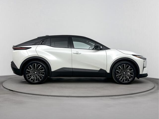 Toyota C-HR Executive AWD 77 kWh | Apple Carplay & Android Auto | Parkeercamera | Onderweg-naar-dealer*