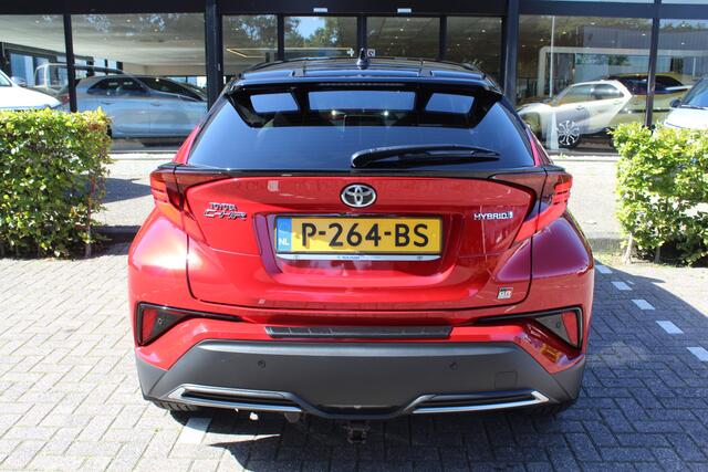 Toyota C-HR 2.0 Hybrid GR-Sport Bi-Tone | Rijklaar | Afn. trekhaak | Allseason | Apple/Android | Navi | JBL | Treeplanken | Clima | Adap.Cruise
