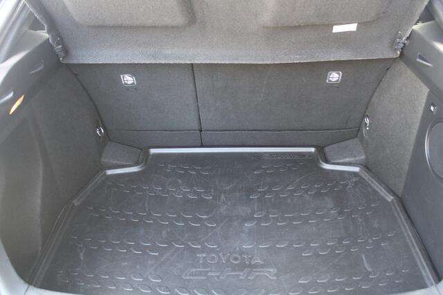 Toyota C-HR 1.8 Hybrid Executive dodehoekdetectie l Keyless entry l Keyless start l airco automatisch l