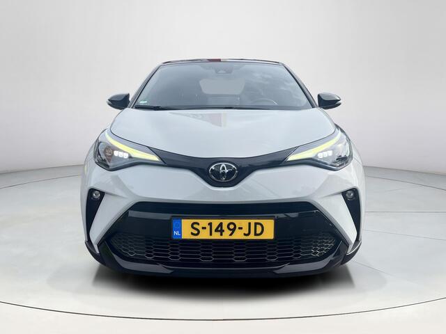 Toyota C-HR 1.8 Hybrid GR-Sport | Trekhaak | Stoel- + stuurverwarming | Carplay | Dode hoek waarschuwing |