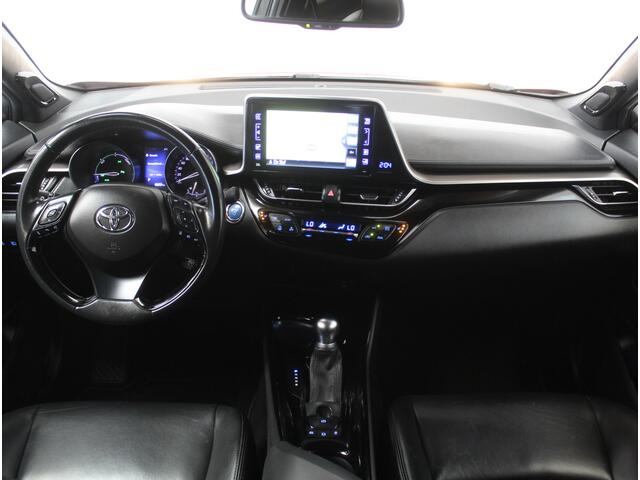 Toyota C-HR 1.8 Hybrid Style | CAMERA | CLIMATE | KEYLESS | CRUISE | NAVI | DAB | CARPLAY | LED |