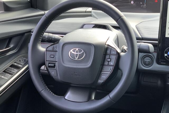 Toyota C-HR First Edition 77 kWh / Direct leverbaar! / Nu €3.000 inruilpremie!
