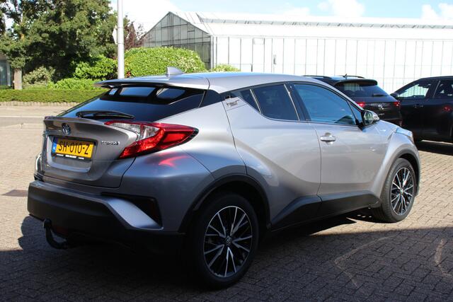 Toyota C-HR 1.8 Hybrid Dynamic Automaat | Trekhaak | Clima | Stoelverwarming | Navi |