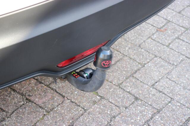 Toyota C-HR 1.8 Hybrid Dynamic Automaat | Trekhaak | Clima | Stoelverwarming | Navi |