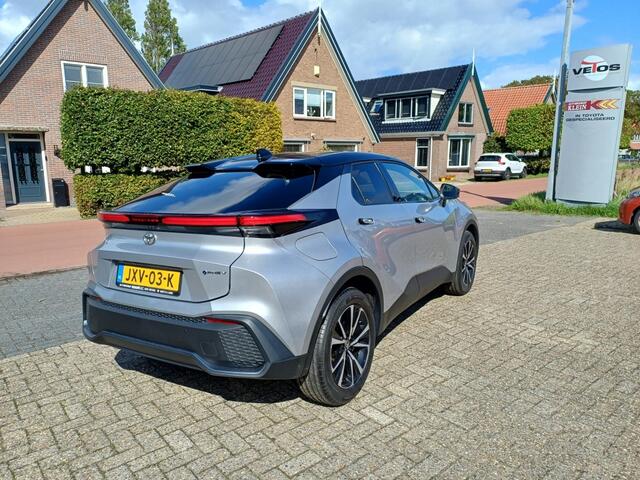 Toyota C-HR 2.0 HEV 220 Bns