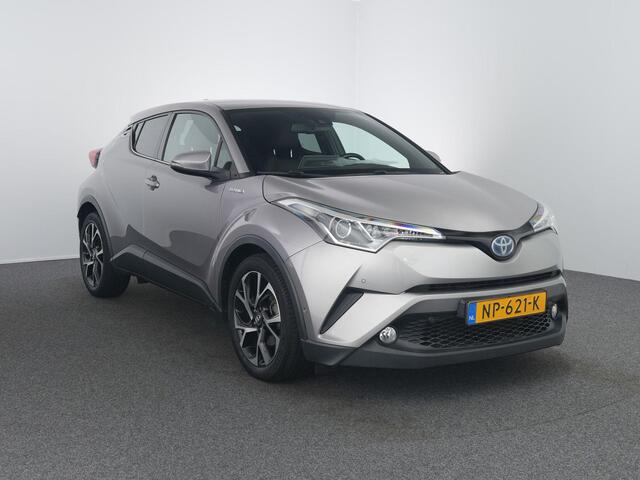 Toyota C-HR 1.8 Hybrid Executive | Trekhaak | Camera | Cruise | Stoelverwarming | Navi |
