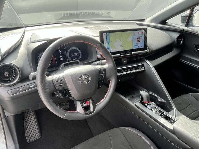 Toyota C-HR 2.0 Hybrid 200 GR SPORT PLUS / Navigatie / Elektrische Achterklep / Stoelverwarming / Elektrisch verstelbare bestuurderstoel met stoelgeheugen