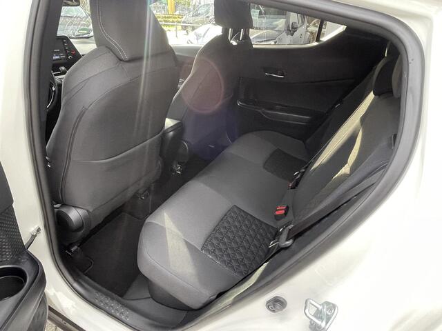 Toyota C-HR 1.8 Hybrid Business Plus Black top