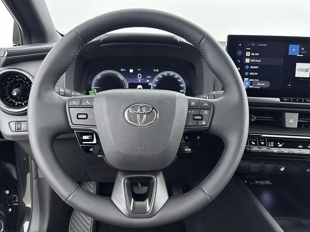 Toyota C-HR 2.0 Plug-in Hybrid Dynamic 220PK | Automaat | Navigatie | Achteruitrijcamera | Stoelverwarming | Adaptieve Cruise Control | Apple CarPlay & Android Auto