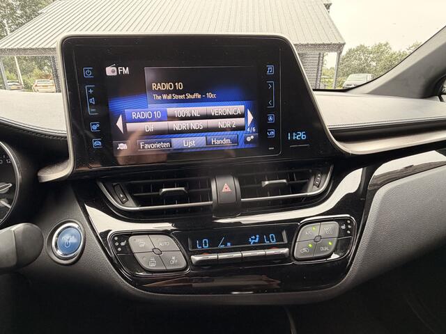 Toyota C-HR 1.8 Hybrid Dynamic | LED | Trekhaak | Camera | Stoelverwarming | All-seasons | Navi | Keyless |