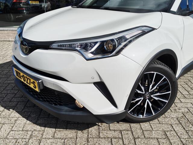 Toyota C-HR 1.2 Executive | Keyless Entry/Start | Sensoren v/a | Navi | Stoelverwarming