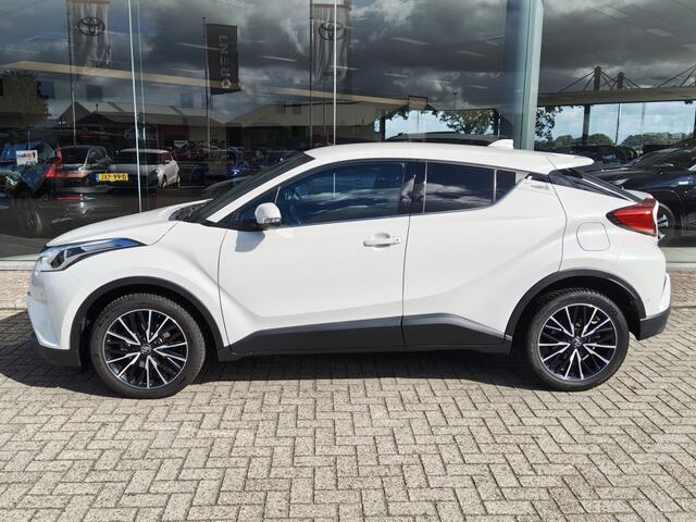 Toyota C-HR 1.2 Executive | Keyless Entry/Start | Sensoren v/a | Navi | Stoelverwarming