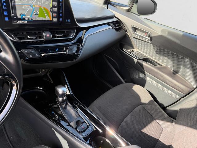 Toyota C-HR 1.8 Hybrid Dynamic Aut- Camera, Navigatie, Stoelverwarming, Trekhaak, Privacy Glass