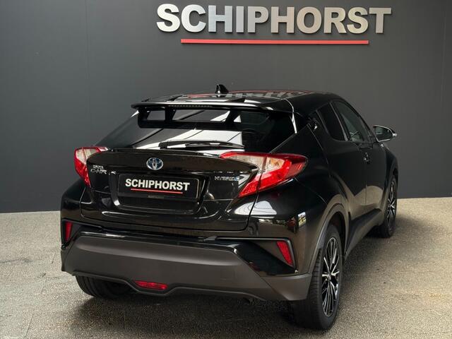 Toyota C-HR 1.8 Hybrid Dynamic camera Stoelverw ACC trekhaak dealergarantie tot 17-6-27