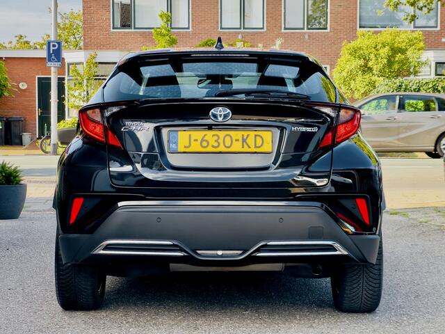 Toyota C-HR 2.0 HYBRID DYNAMIC AUT 68D.KM!! NAVI CAMERA AIRCO APPLE-CARPLAY LED LMV PDC