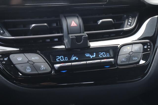 Toyota C-HR 1.8 Hybrid Style Trekhaak | All Seasonbanden | Stuur en stoelverwarming