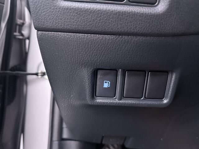 Toyota C-HR 2.0 Hybrid First Edition | Navigatie | PDC |