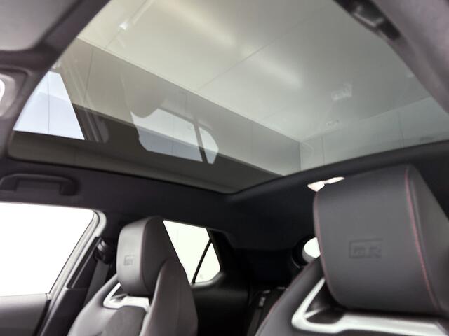 Toyota C-HR 2.0 Plug-in Hybrid 220 GR SPORT Première Edition | BTW voertuig | Panoramadak | JBL | 360 | Head-Up | Memory Seat | Stoel+stuurverwarming | Parkeersensoren voor+achter met assistent | Elektrische achterklep | Navigatie | Apple CarPlay/Andro