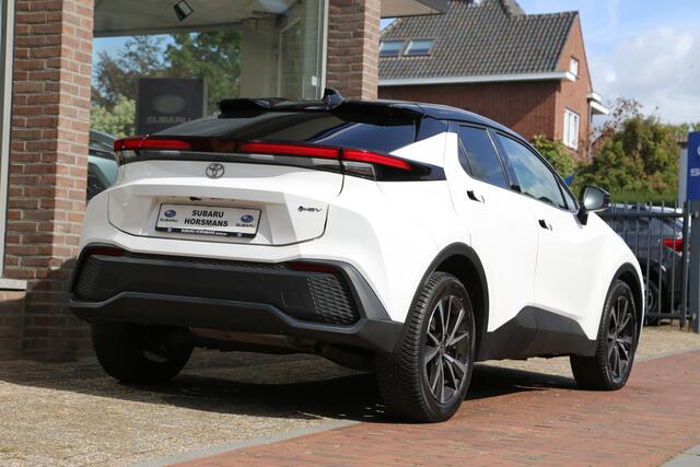 Toyota C-HR 1.8 Hybrid 140 Dynamic Bi-Tone Navi Camera LED ACC