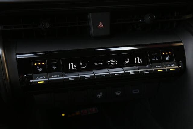 Toyota C-HR 1.8 Hybrid 140 Dynamic Bi-Tone Navi Camera LED ACC