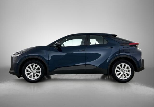 Toyota C-HR 1.8 Hybrid 140 Active | BTW voertuig | Dealer onderhouden | Navigatie | Apple Carplay/Android Auto | Dodehoek detectie | Climate Control | Cruise Control Adaptive |