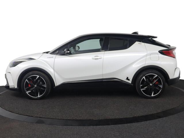 Toyota C-HR 2.0 Hybrid GR Sport | Stoel en stuurwiel verwarming | Parkeer sensoren | Trekhaak |