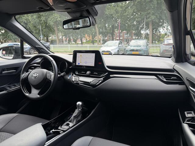 Toyota C-HR 1.8 Hybrid Executive | GEEN AFLEVERKOSTEN | JBL Audiosysteem, Dodehoekdetectie, All-season banden