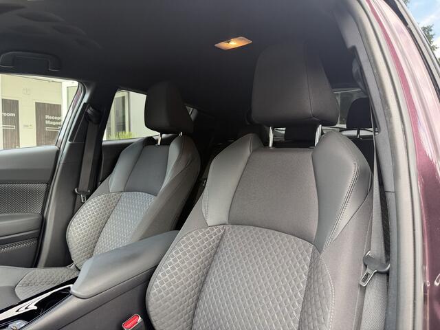 Toyota C-HR 1.8 Hybrid Executive | GEEN AFLEVERKOSTEN | JBL Audiosysteem, Dodehoekdetectie, All-season banden